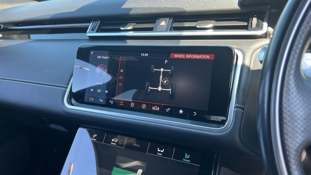 Land Rover Range Rover Velar R-dynamic S Gold #38