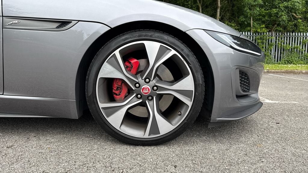 Jaguar F-Type R-dynamic  #25
