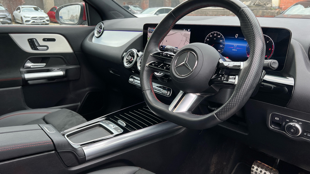 Mercedes-Benz GLA Class Gla 200 Amg Line Executive Grey #12