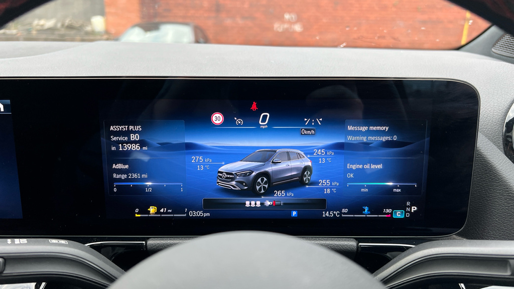 Mercedes-Benz GLA Class Gla 200 Amg Line Executive Grey #29