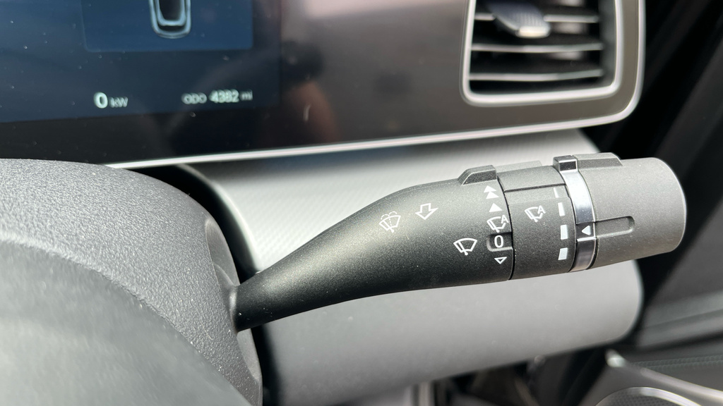 Byd Sealion 7 91.3Kwh Excellence Awd Black #25
