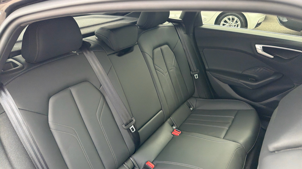 Audi A5 2.0 Tfsi 150 Edition 1 S Tronic White #14
