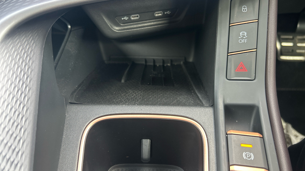 Cupra Terramar 1.5 E-hybrid 204Ps V2 Dsg 750 Deposit Allowan White #20