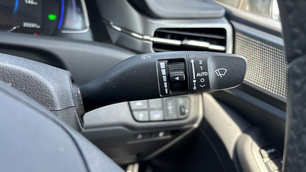 Hyundai Ioniq Hatchback Blue #37