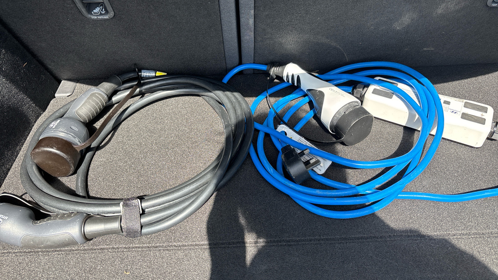 Hyundai Ioniq Hatchback Blue #42