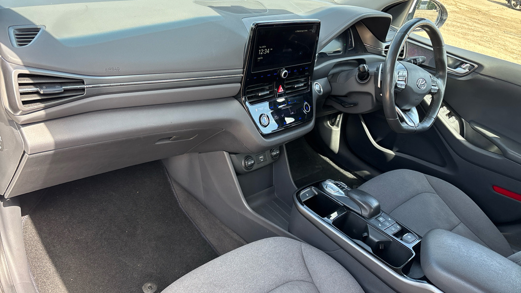 Hyundai Ioniq Hatchback Blue #12