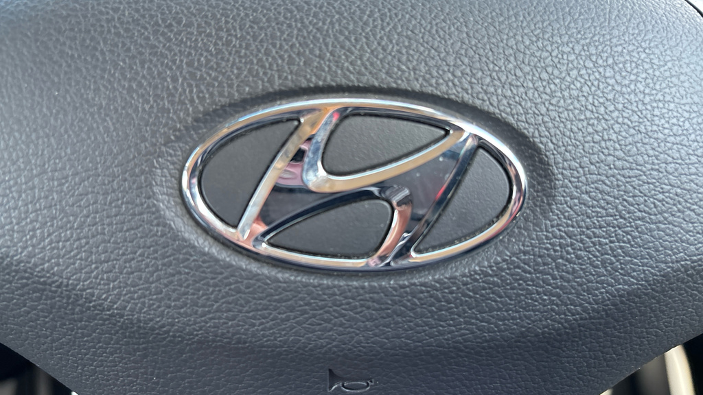 Hyundai Ioniq Hatchback Blue #34