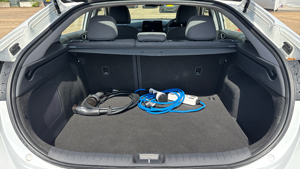 Hyundai Ioniq Hatchback Blue #28