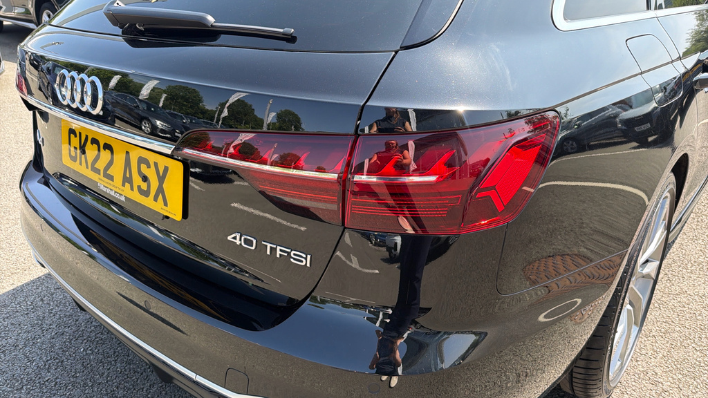 Audi A4 Avant 35 Tfsi Black Edition S Tronic Black #37