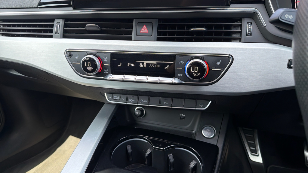Audi A4 Avant 35 Tfsi Black Edition S Tronic Black #23