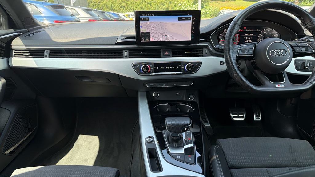 Audi A4 Avant 35 Tfsi Black Edition S Tronic Black #12