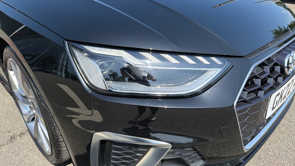Audi A4 Avant 35 Tfsi Black Edition S Tronic Black #38