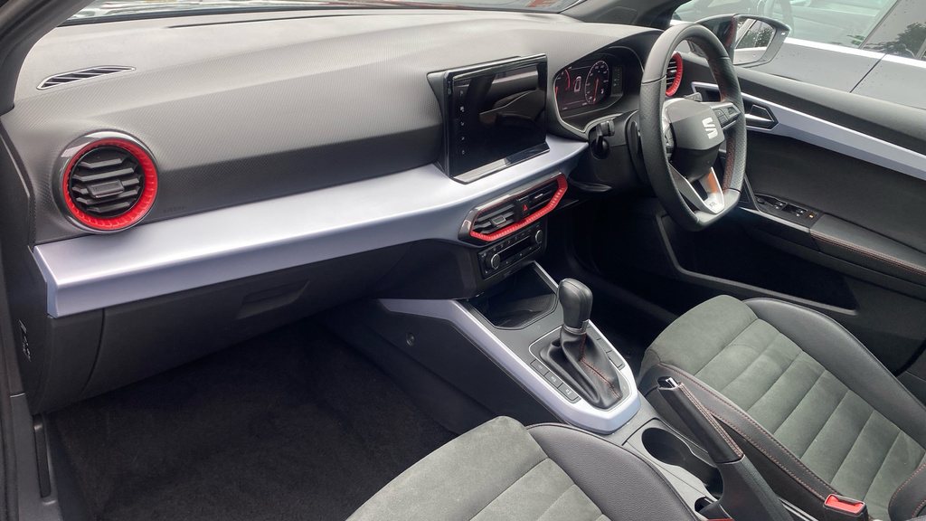 Seat Arona 1.0 Tsi Evo 95Ps Se Technology White #17
