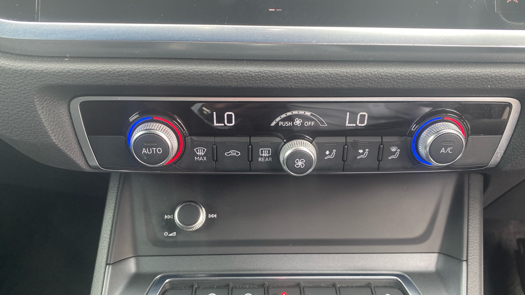 Audi Q3 2.0 Tdi Quattro S Line 148 Bhp Red #23