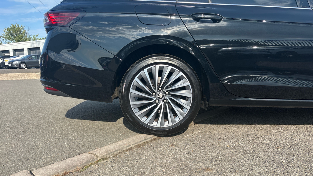 Skoda Superb 2.0 Tdi Se L Dsg Grey #17