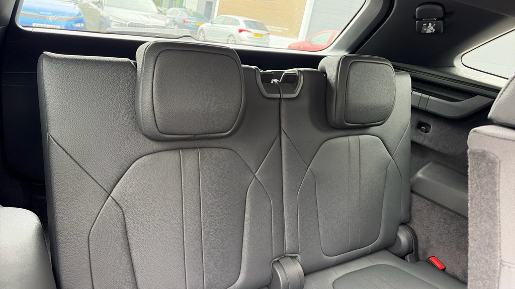 Skoda Kodiaq Se L White #35