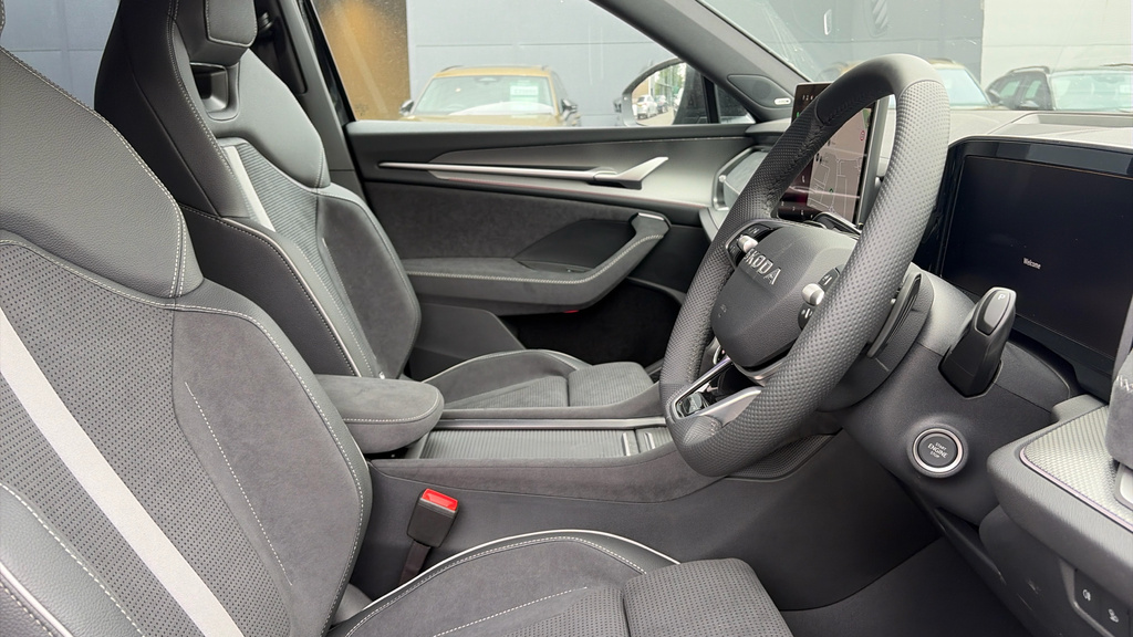 Skoda Kodiaq Se L White #32