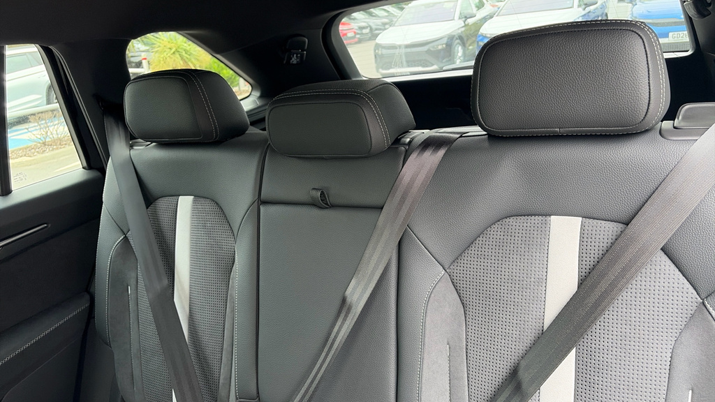 Skoda Kodiaq Se L White #24