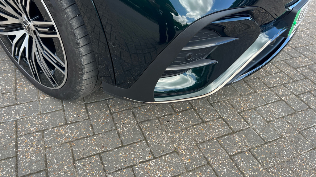 Mercedes-Benz EQE Saloon Black #5