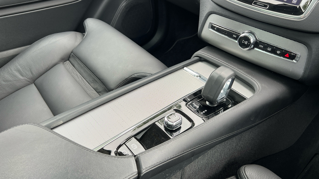 Volvo XC90 Core B5 Awd 250 Hp 7 Seat Grey #31