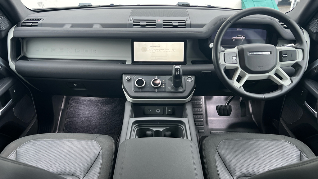 Land Rover Defender 2.0 D240 First Edition 110 Green #11