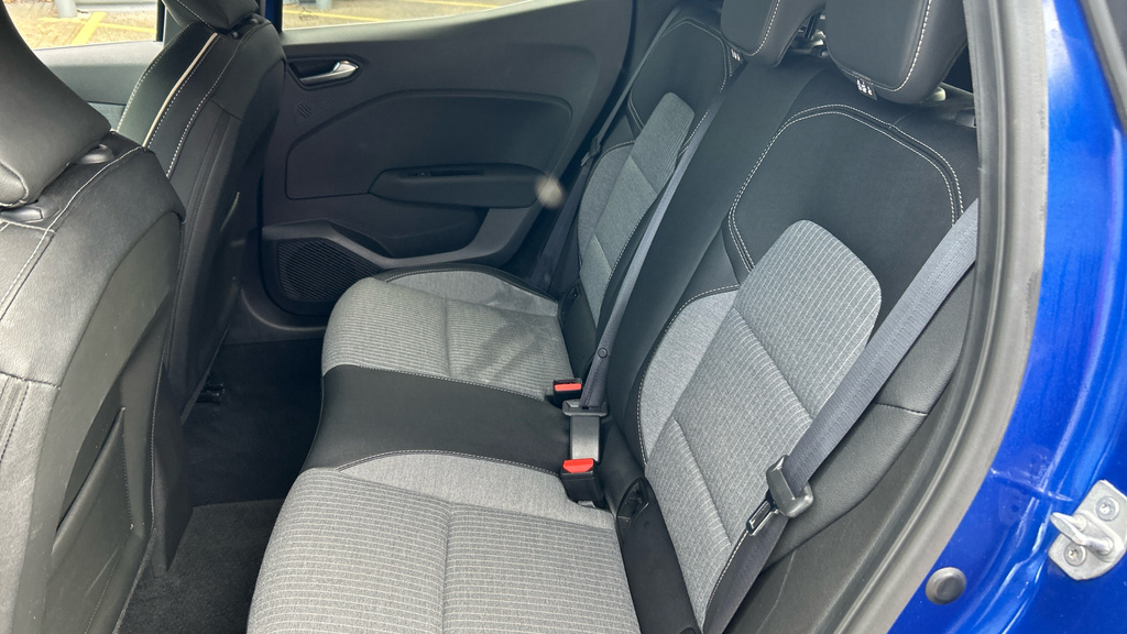 Renault Clio 1.6 E-tech Full Hybrid 145 Evolution Black #14