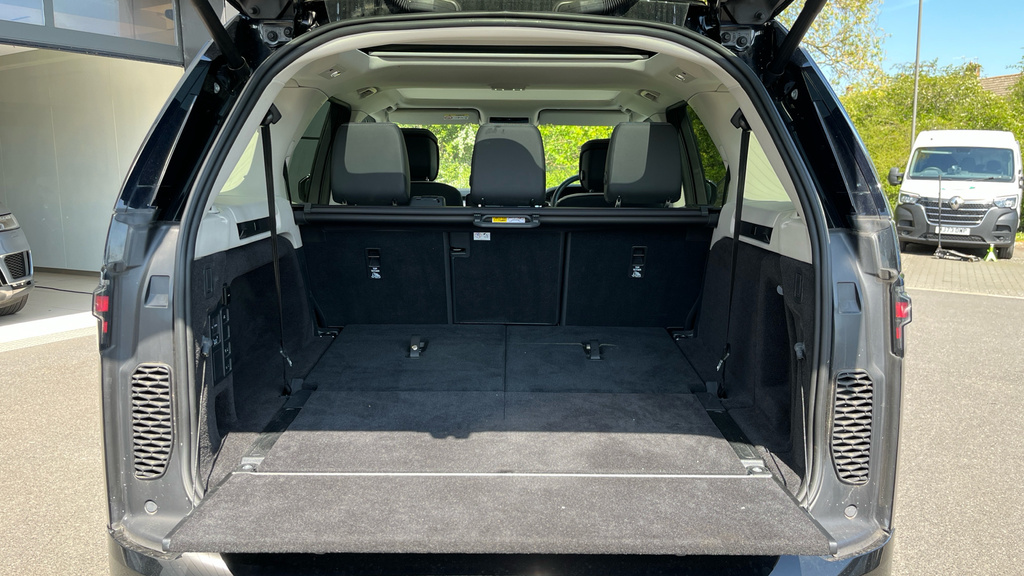 Land Rover Discovery D350 Dynamic Se Black #14