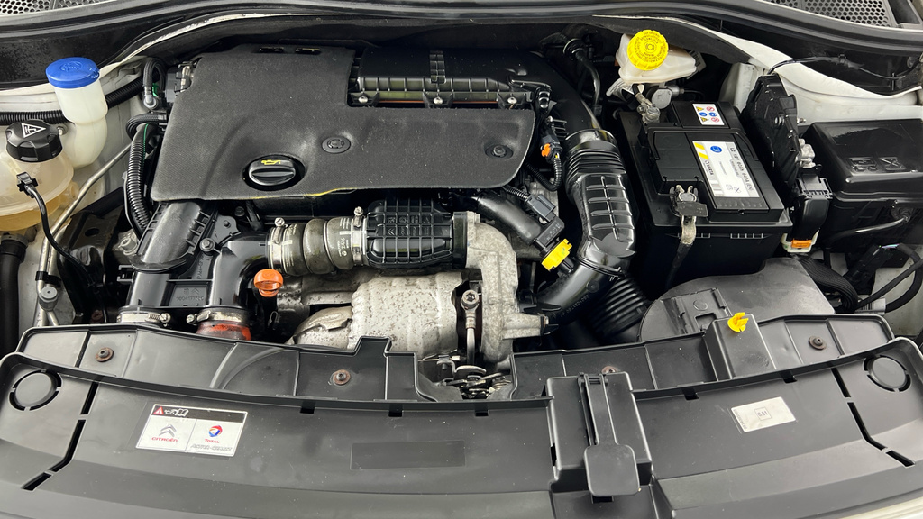 Citroen C4 Cactus Puretech Flair Black #24