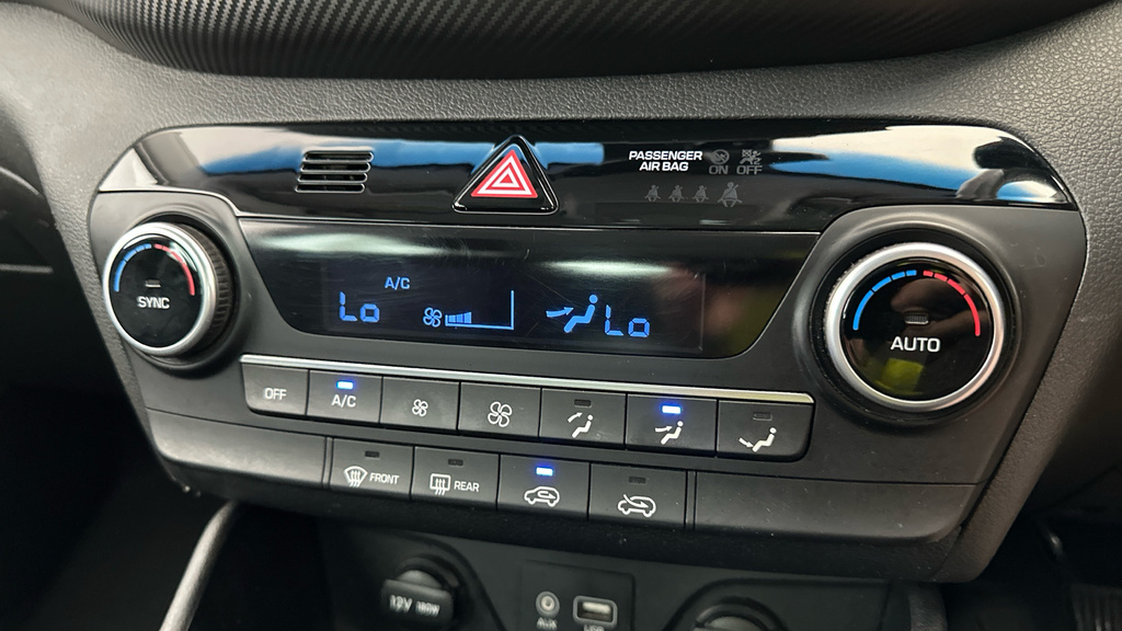 Hyundai Tucson Premium Se Blue #16
