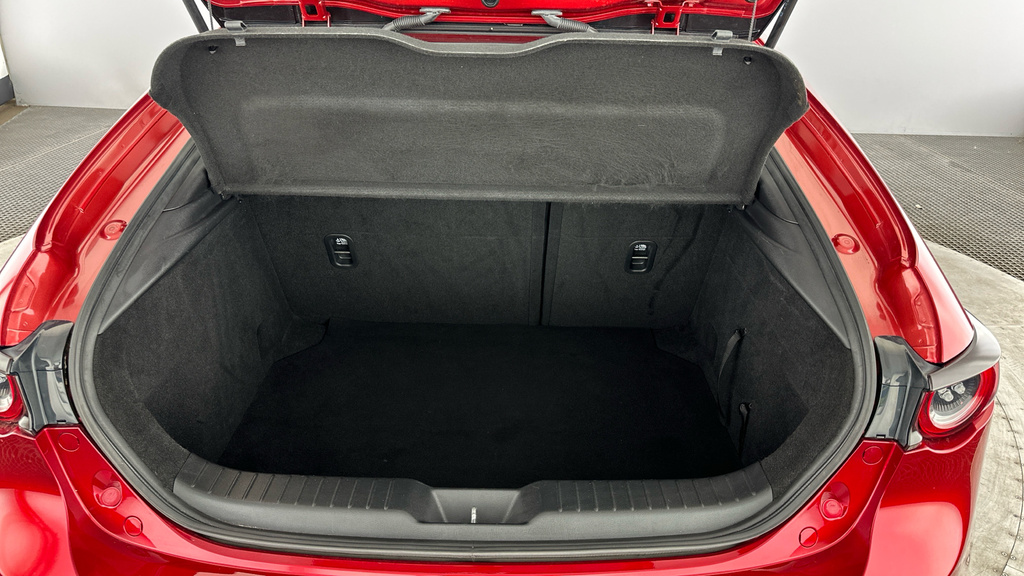 Mazda 3 2.0 Skyactiv G Mhev Sport Lux Red #22
