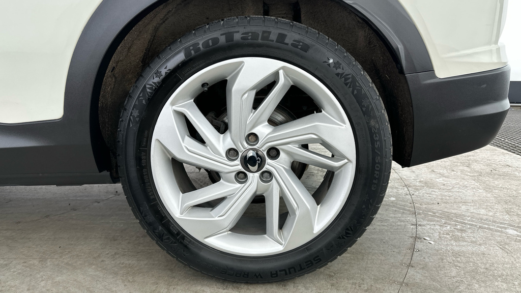 SsangYong Korando 1.6 D Ultimate 4X4 White #32