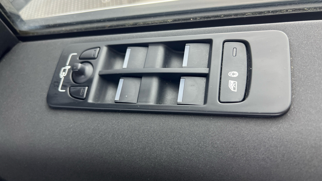 Land Rover Discovery Sport R-dynamic S Plus Black #12
