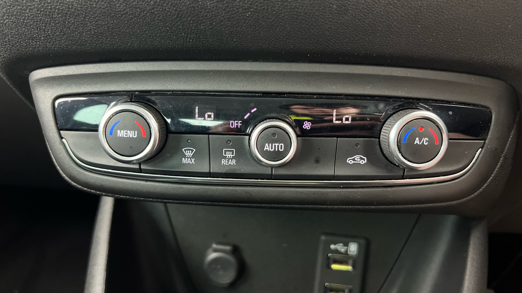 Vauxhall Crossland X Elite Blue #18