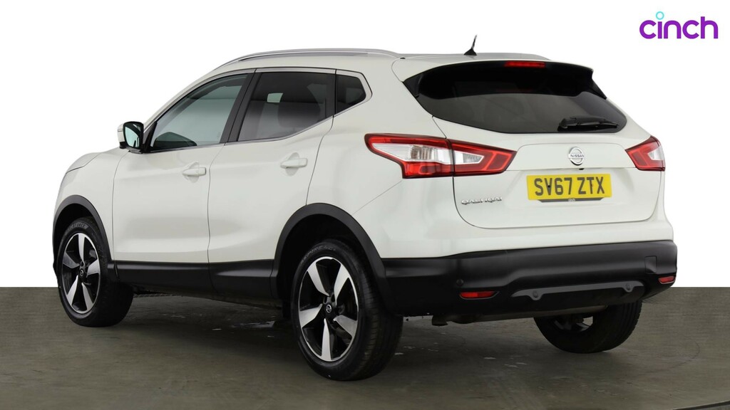 Nissan Qashqai Tekna White #5