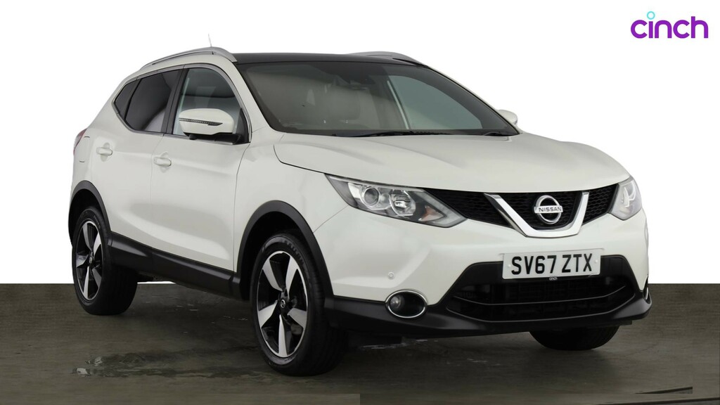 Nissan Qashqai Tekna White #1