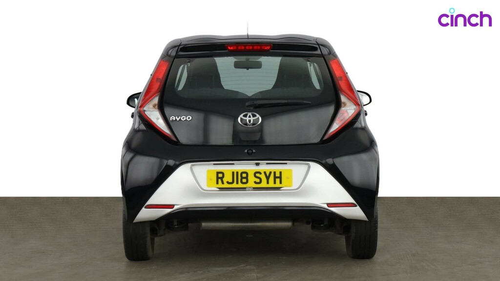 Toyota Aygo X X-press Black #4