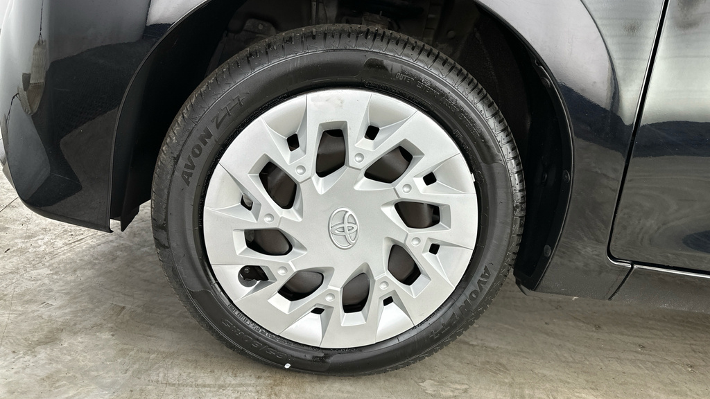 Toyota Aygo X X-press Black #21