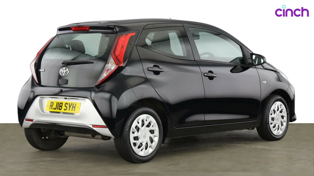 Toyota Aygo X X-press Black #3