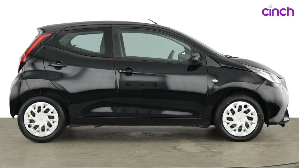 Toyota Aygo X X-press Black #2