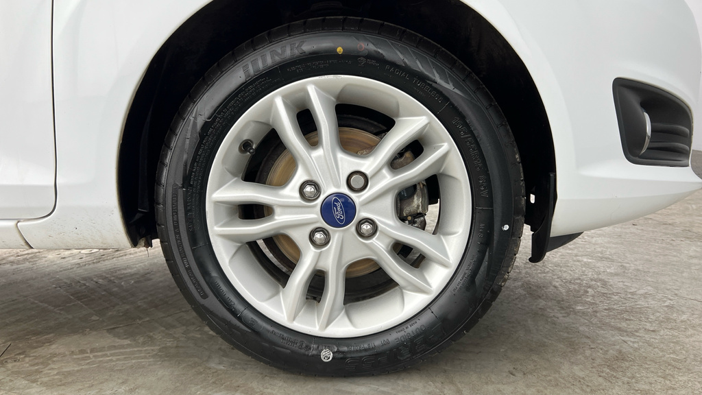 Ford Fiesta St-line Black #26