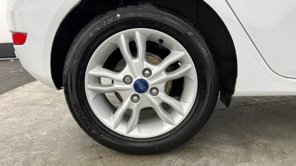 Ford Fiesta St-line Black #25