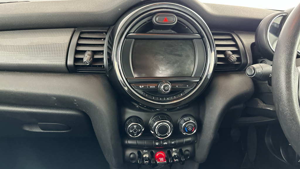 Mini Hatch 1.5 Cooper Chili Pack Blue #20