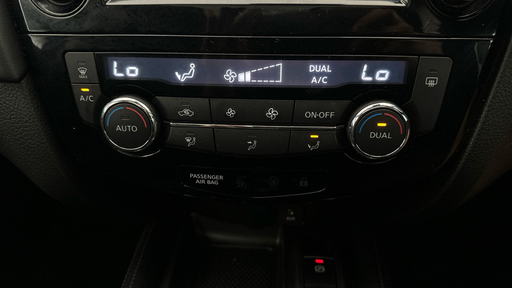 Nissan X-Trail N-connecta Black #17