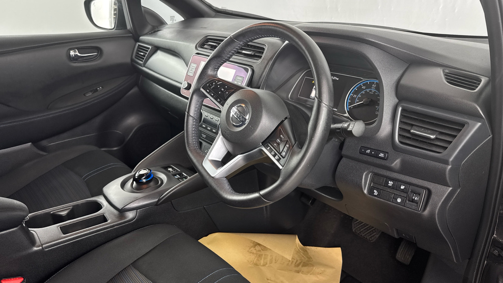 Nissan Leaf 110Kw Acenta 39Kwh Grey #9