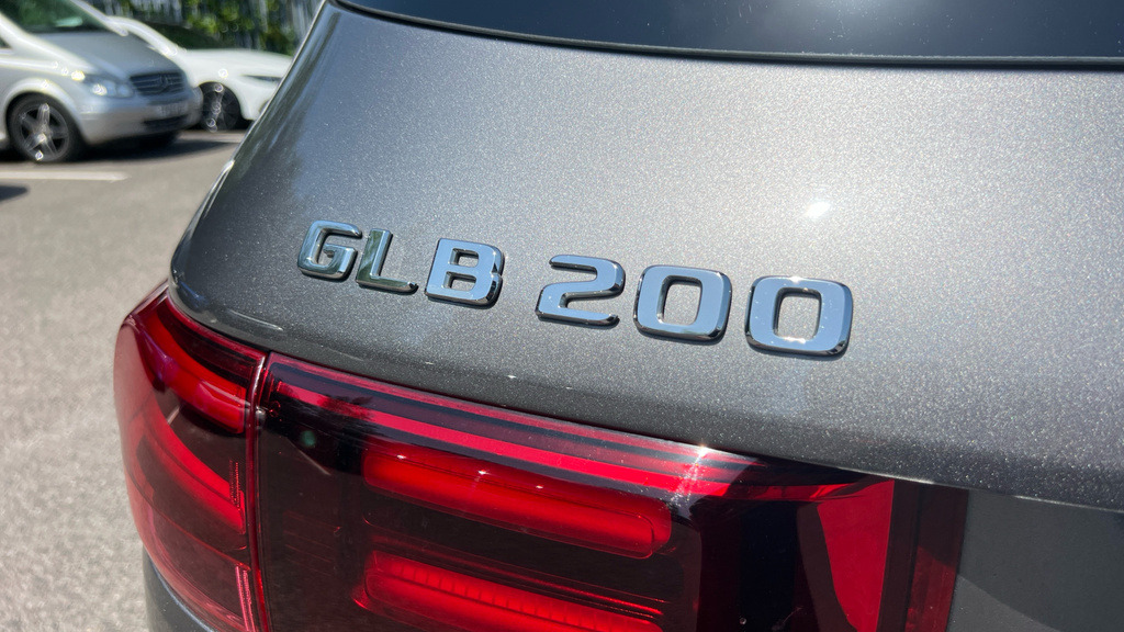 Mercedes-Benz GLB Class Glb 200D Amg Line Executive 8G-tronic Blue #34