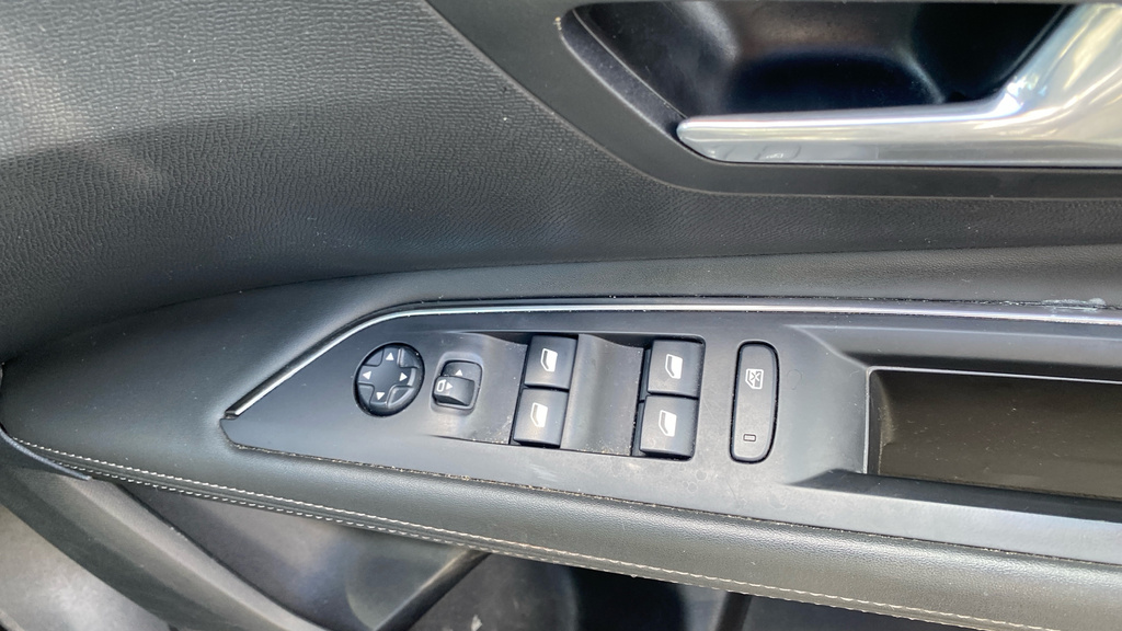 Peugeot 3008 Suv Grey #24