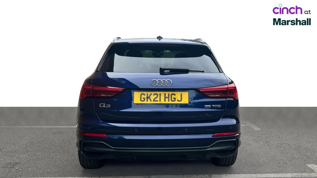 Audi Q3 35 Tfsi Black Edition S Tronic Black #4