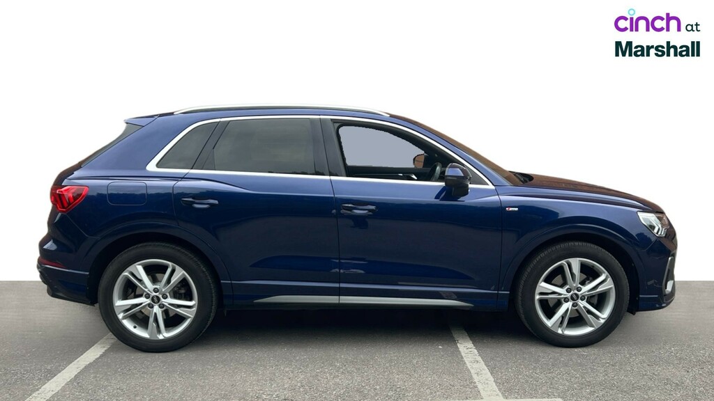 Audi Q3 35 Tfsi Black Edition S Tronic Black #2