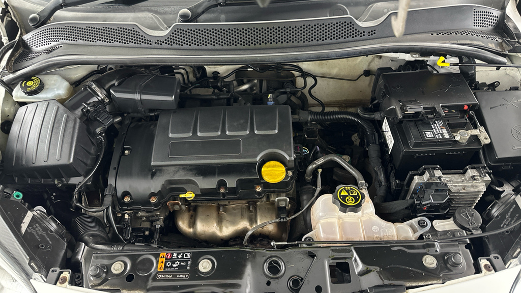 Vauxhall Adam 1.2I Energised Euro 6 Black #21