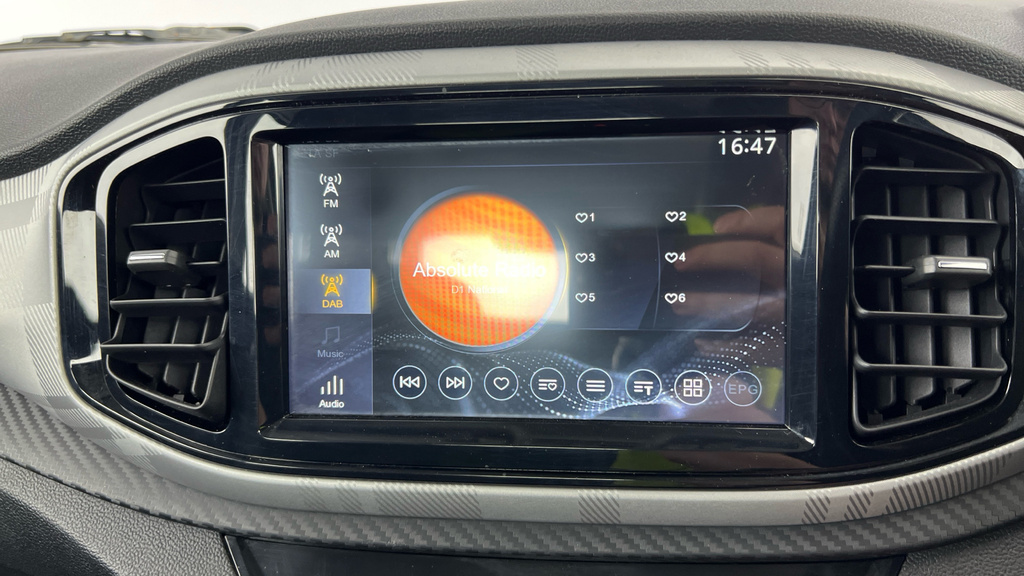 MG MG3 Exclusive Nav Vti-tech Blue #16